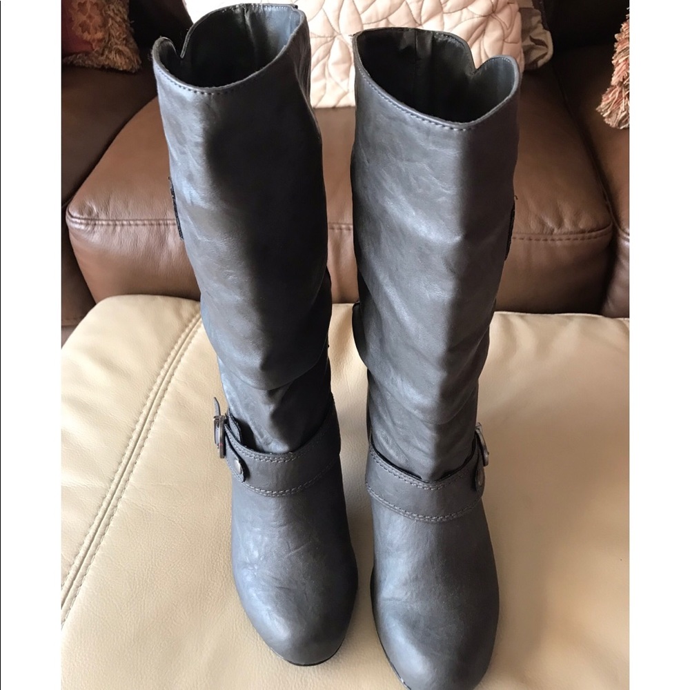 SPONKY boots